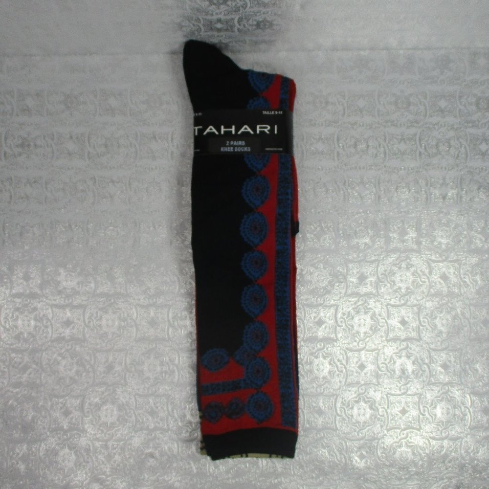 TAHARI 2 Pair Knee Socks NWT Size 9-11 - Picture 2 of 8